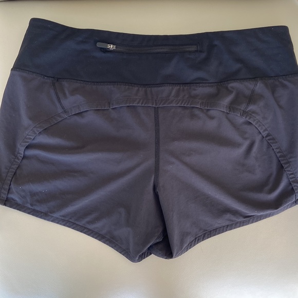 Lululemon run time shorts II - Picture 4 of 7